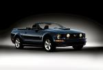 Ford Mustang GT Convertible 2005 года
